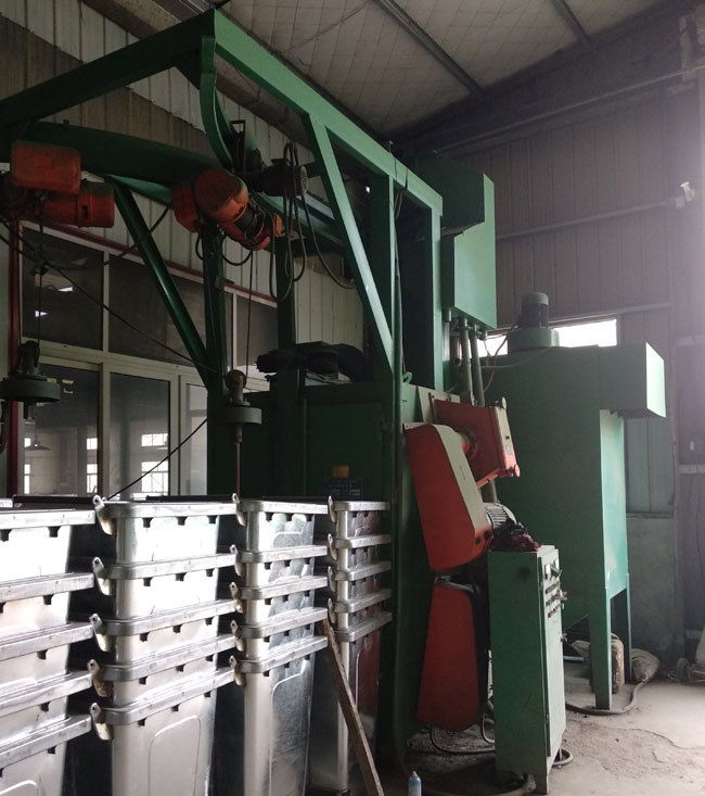 濟(jì)南歷下區(qū)吊鉤式拋丸機(jī)案例現(xiàn)場(chǎng) 濟(jì)南歷下區(qū)吊鉤式拋丸機(jī)案例現(xiàn)場(chǎng)