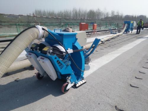 路面拋丸機施工現場 路面拋丸機施工現場