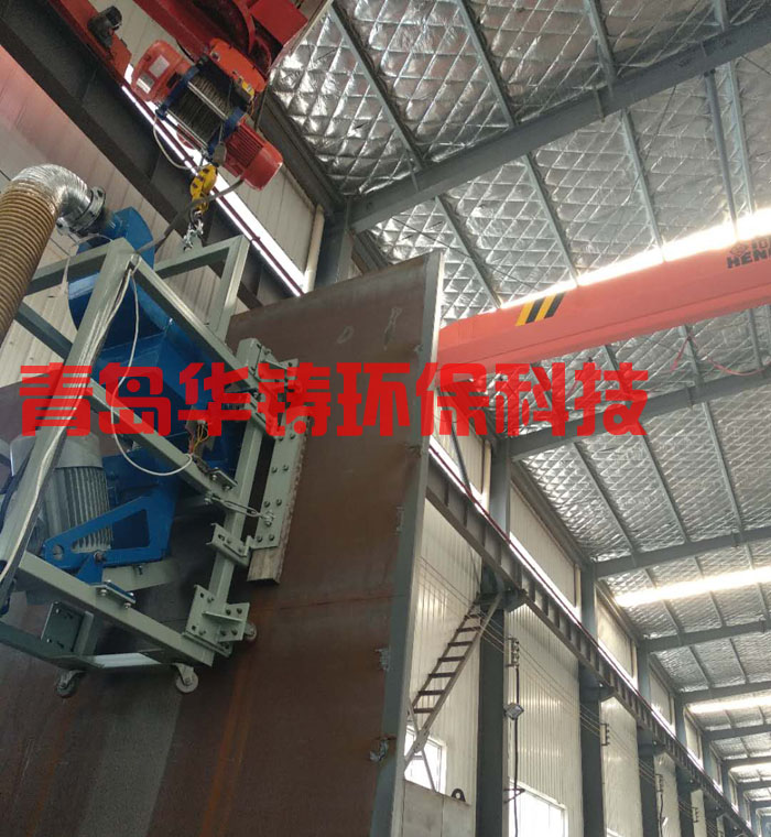 高空作業儲油罐外壁拋丸機車間試機圖 高空作業儲油罐外壁拋丸機車間試機圖